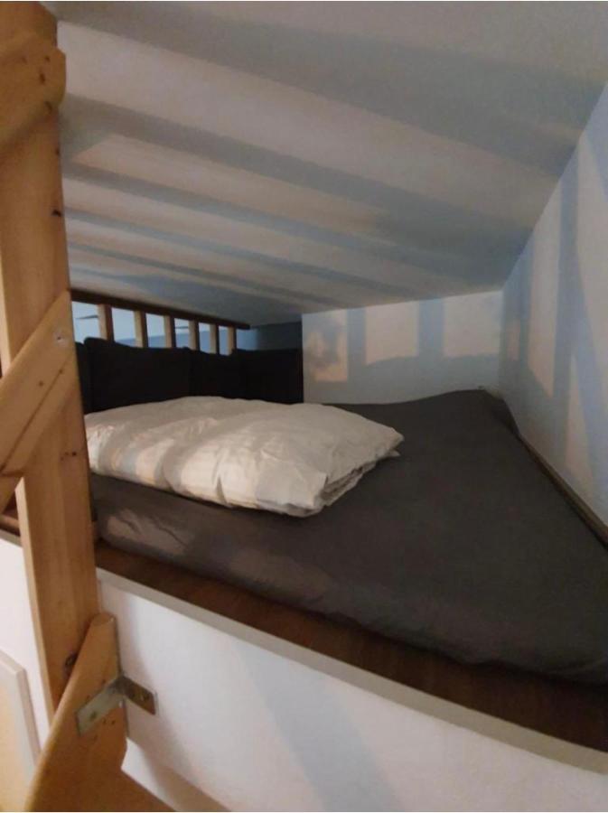 Modern Studio With Mezzanine Le Mont-Sur-Lausanne Esterno foto